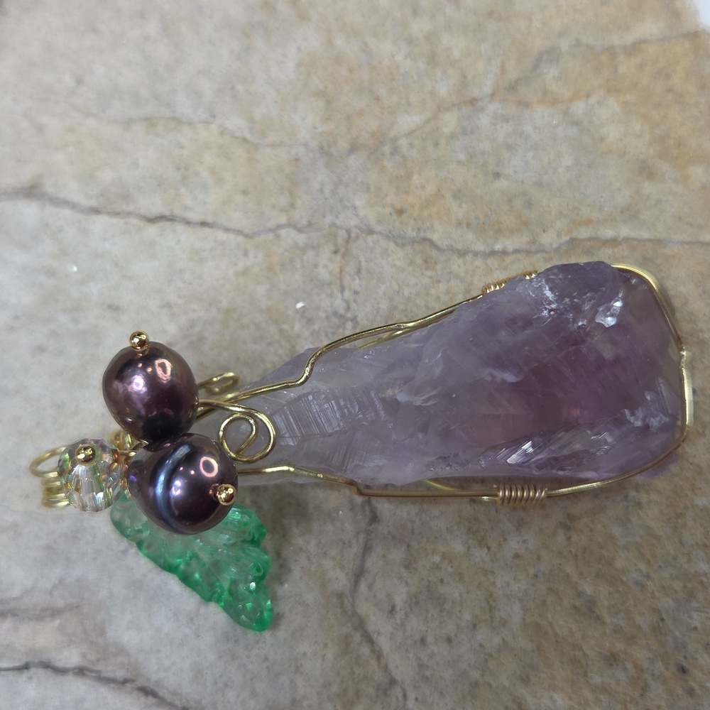 Purple Amathyst Wirerrapped Pendant With Freshwater Pearl And Crystal - Picture 3 of 9